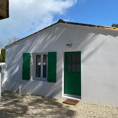 Calme Et Tranquillite -ile De Re Holiday home *
